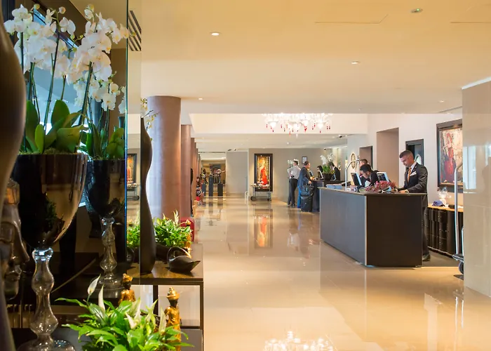The May Fair, A Radisson Collection Hotel, Mayfair Лондон